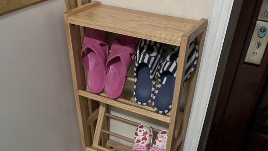 Tilted Shoe Rack